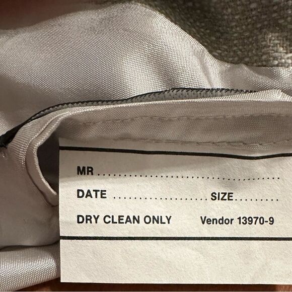 Vintage Sergio Valente “For the Gentleman” Beige Sport Coat in a 46 gently worn - Picture 10 of 11